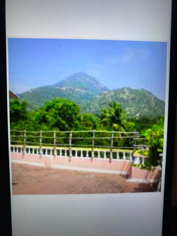 Arunachala Ramana Home Tiruvannāmalai エクステリア 写真